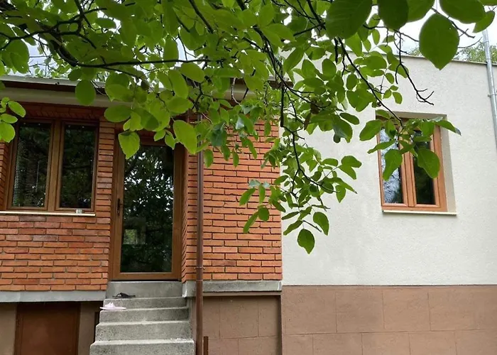 Maradj Meg Vendeghaz Balatonakarattya